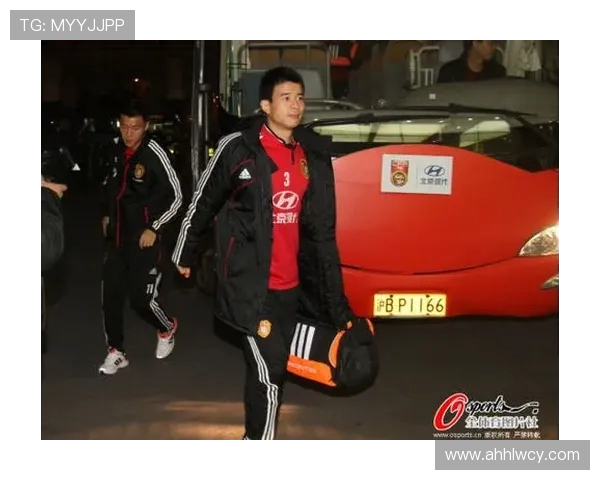 赛后分析:北京足球队与南京足球队的比赛节奏与战术对比探讨