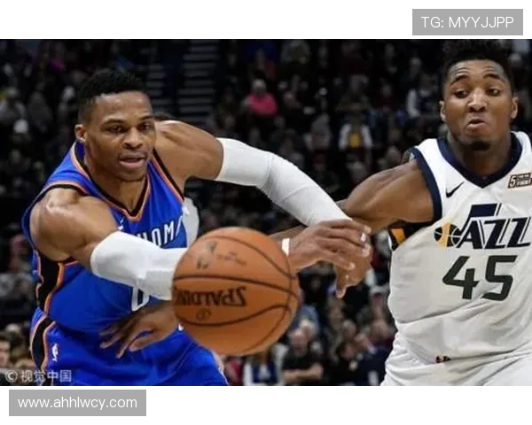 2008年NBA火箭与骑士对决回顾精彩瞬间与球星表现分析